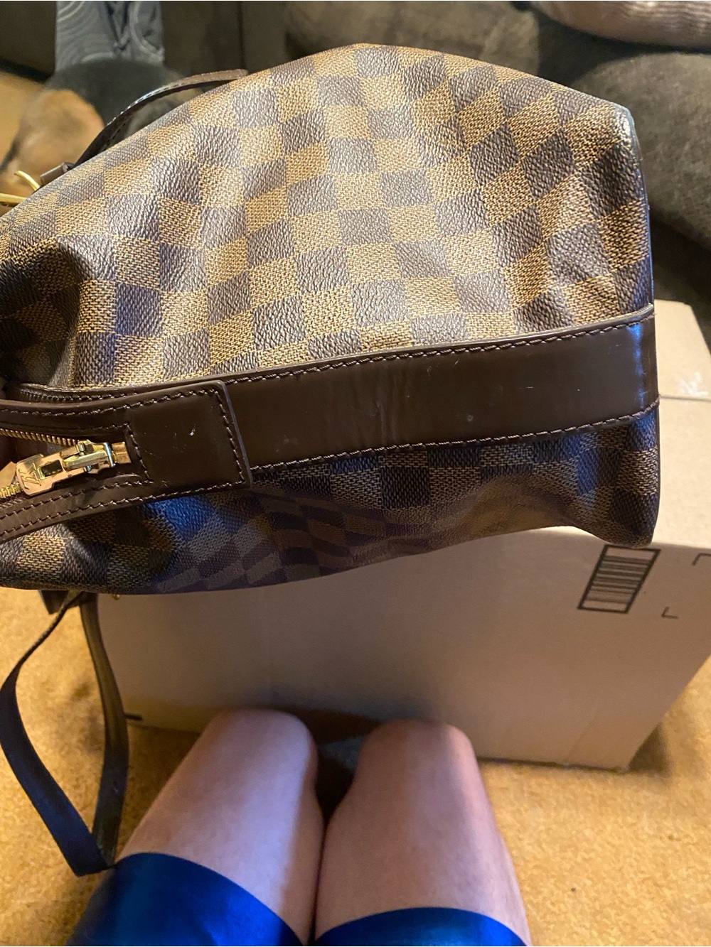 Louis Vuitton Brown Checkered Tote Bag with Leather Straps - Picture 9 of 14